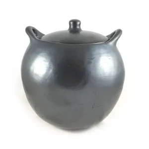 Cookpot Black Pottery – Handgemaakte pot met Deksel